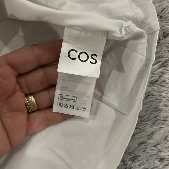 Cos men T-Shirt used - Picture 6 of 8